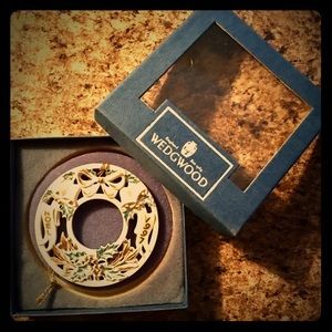 Waterford Jasper Holiday Garden Ornament NWT